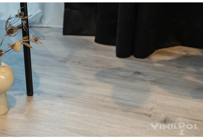 Кварц-винил Дуб Неаполь (1219,6*228,6*2 мм) — купить в Новокузнецке