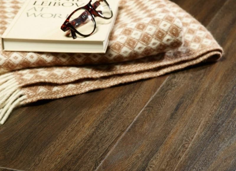 Линолеум бытовой "IVC" Woodlike Edgewood W48 (3м) — купить в Новокузнецке